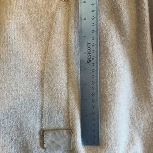 Sliced quarts necklace. Gold plated.